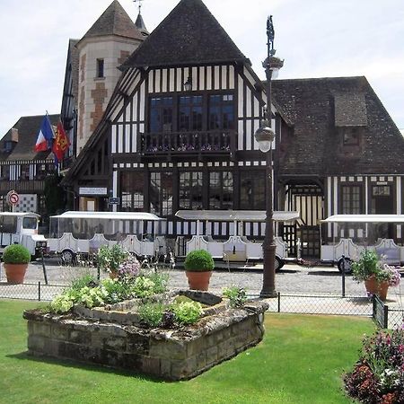 Maison Moderne Et Spacieuse Au Centre De Deauville Extérieur photo